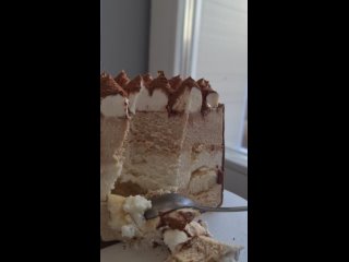 Видео от Ivanetti Cakes свадебные|муссовые|торты  Вологда