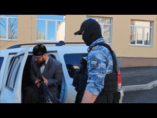 Суд Мариуполя постановил выдворить гражданина Украины, распространявшего радикальную литературу в одной из мусульманских общин г