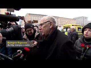 «Нам будет не хватать без него воздуха», — друзья Александра Ширвиндта поделились воспоминаниями о легендарном артисте

Владимир