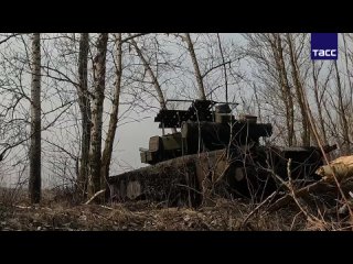 ▶️ The crews of T-80 tanks of the Western Group of Forces destroyed camouflaged dugouts and personnel of the Ukrainian Armed For