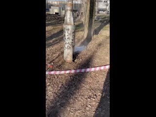Взлетающий как ракета фонарный столб в Липецке попал на видео