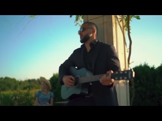 Ислам Итляшев - Песня под гитару (Карачаево-Черкесия 2023) на русском