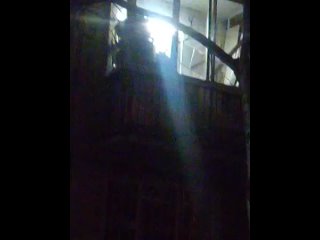 Балкон у Девушки - Бунтарки превратился в свалку барахла... 21-59-53-333. 11-04-2024