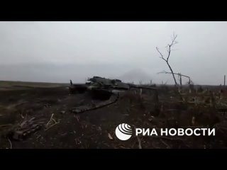 Российский спецназ добрался до подбитого танка «Абрамс» в Бердычах, бойцы показали машину изнутри.
