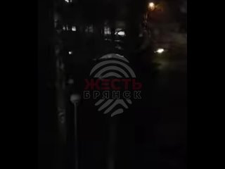 Сегодня ночью индивиды устроили файер-шоу в Фокинском районеОколо 02:00 алконавты носились по скверу и стреляли друг в друга и