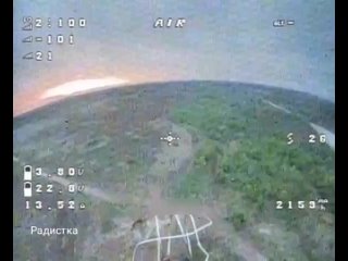 An FPV drone strike on the same Marder (posted earlier) infantry fighting vehicle, preceding the events of the first video