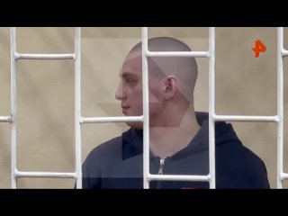 Евгений Анисифоров, 20-летний бывший курсант МЧС, приговорен к 21 году строгого режима за убийство 16-летней девушки.