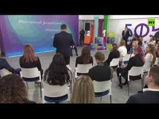 Putin meets with students in Kaliningrad Region