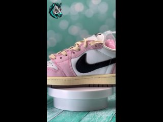 Кеды Nike Dunk Low x Travis Scott, pink