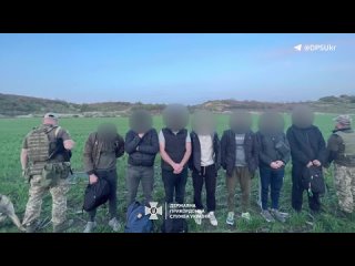 ️En la región de Odessa, los guardias fronterizos atraparon a 7 pobres que intentaban llegar a Moldavia