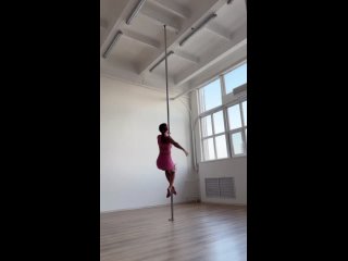 Видео от ВСЕ ДЛЯ POLE DANCE & POLE FITNESS