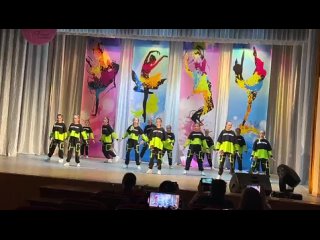 Видео от Центр танца AZарт- учим людей танцевать