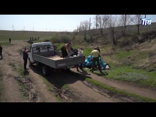 Народные избранники облагородили территорию около родника в районе п.Слободка