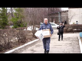 Сотрудники силовых ведомств оказали гуманитарную помощь эвакуированным жителям Белгородской области