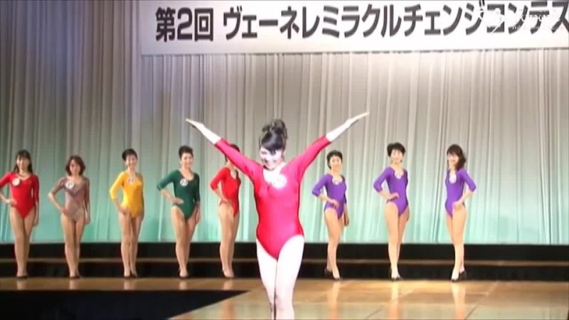  Mature adult ladies wearing leotards and pantyhose show their beautiful proportion-(1080p)