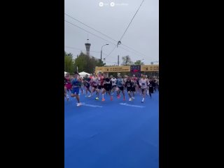 В Казани стартовал Казанский марафон!   Сегодня пройдут забеги на дистанциях 10 и 3 километра, завтра запланированы... (видео)