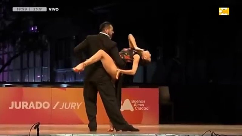 CAMPEONES Mundiales de tango escenario 2022 - Ricardo Astrada y Constanza Vieyto