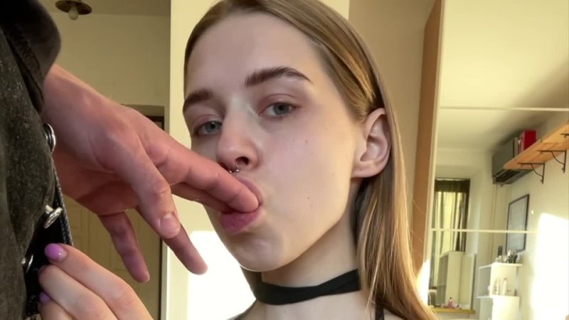 Why should I jerk off if I have a stepsister who sucks 5 times a day？