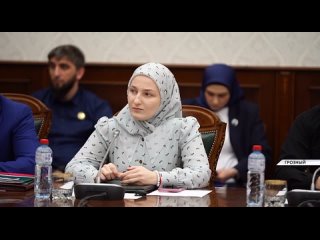На расширенном совещании в Правительстве ЧР Глава ЧР Рамзан Кадыров подчеркнул, что чеченский народ является единственным,