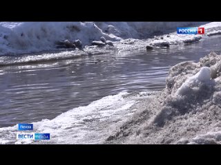 Жители Заводского района жалуются на затопление улицы Мельничной