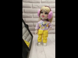 Кукла Мила и ее гардероб