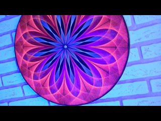Медитативная картина Mandala String-art