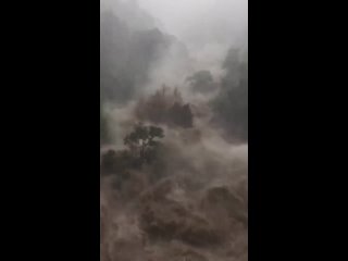 4 dead in cataclysmic China floods