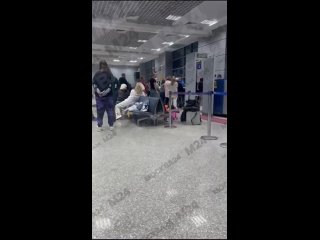 Около 130 человек не могут вылететь в Москву из Хургады из-за поломки самолёта. Пассажиры застряли в египетском аэропорту более