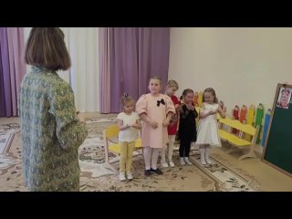 Английская песня и игра. Выпускной 6 лет, Октябрьская