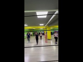 Видео от Изгибы - студия фитнеса и танца | Тюмень