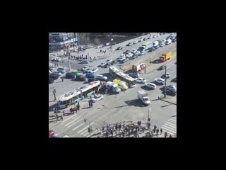 В Петербурге пешеходов сбил «умный» трамвай «Довлатов»