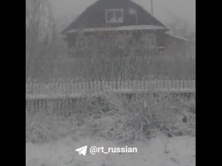 Из-за сильного снегопада «Автодор» снизил разрешённую скорость на трассе М-11 до 70 км/ч в Ленинградской и Новгородской областях