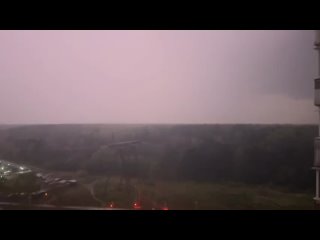 ⛈Гром и молнии в небе над Москвой: люблю грозу в конце ?