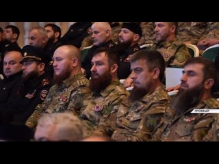 В ходе торжественного собрания, посвященного Дню мира, Глава ЧР Рамзан Кадыров поздравил жителей Чеченской Республики с это