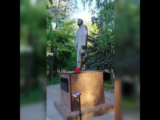 В центральном парке города закончили работы по восстановлению памятника Максиму Горькому