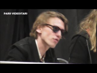 Jamie Campbell Bower ( Stranger Things, Twilight ) with fans @ Paris Comic Con France 31 march 2024