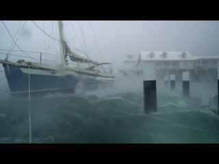 Грядет шторм . 1 сезон 1 серия .Ураган Дориан HD 1080