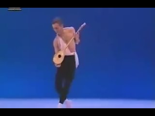 Танцует Михаил Барышников