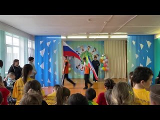 Саяногорск объединил школьников в юбилейной спартакиаде