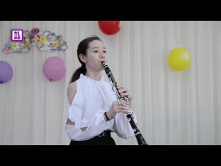 Играет Васелина Аббакумова (кларнет)
