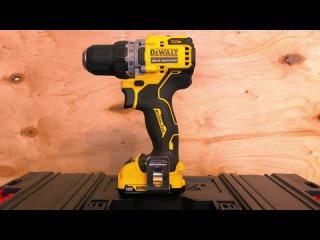 Обзор на DeWalt DCD701