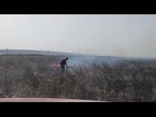 В Минераловодском округе специалисты потушили ландшафтный пожар на площади 5 гектаров