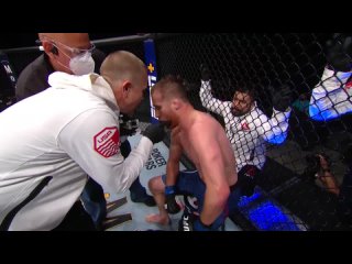 Justin Gaethje vs Tony Ferguson