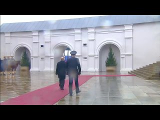 Владимир Путин посетил благодарственныи молебен