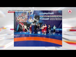 На спортивном олимпе - юные когалымские борцы