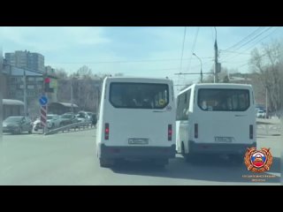 Жажда скорости по-русски — в Иркутске водители маршруток устроили гонки прямо по улицам города