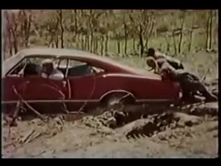 Sesame Street - Car stuck in the mud