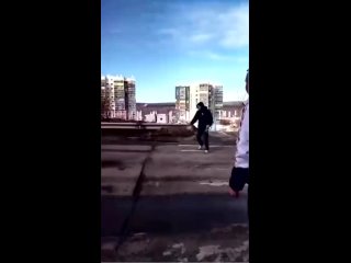 Наркоман устроил беспорядки в Екатеринбурге - кричал украинские лозунги и угрожал ножом