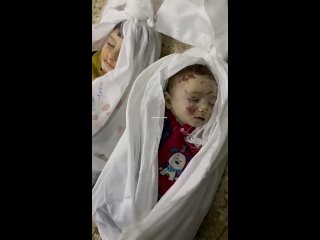 ️ ️Los bebés y niños palestinos se encuentran entre los muertos por los ataques aéreos #israelíes que afectaron múltiples áreas