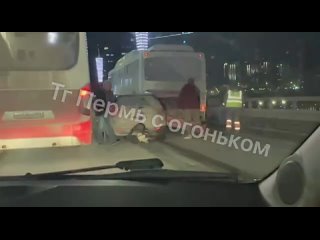 Массовое ДТП на Коммунальном мосту